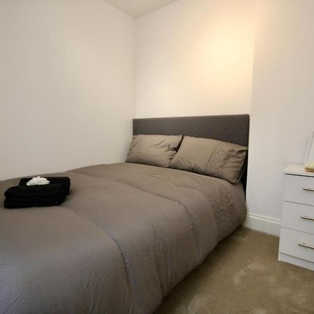 ロンドンSuperb Flat Near Victoria Stationアパートメント エクステリア 写真